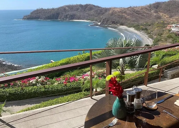 Paseo Miraflores 32 At Catalinas * Playa Danta